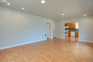 1139 NE Hembree St, McMinnville, OR 97128 - Photo 6