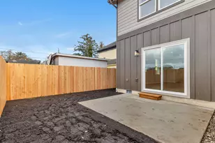 122 SW Alder Ct, Warrenton, OR 97146 - Photo 32