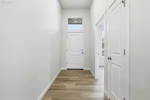 1327 SE 9th St, Hermiston, OR 97838 - Photo 4