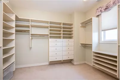 9365 SE Pennington Ct, Happy Valley, OR 97086 - Photo 24