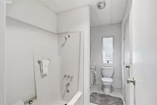 1199 N Terry St, Eugene, OR 97402 - Photo 12