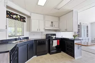 1199 N Terry St, Eugene, OR 97402 - Photo 10