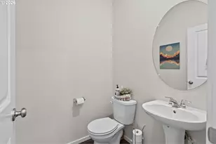 821 N 19th Ave, Cornelius, OR 97113 - Photo 16