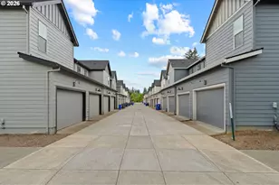 821 N 19th Ave, Cornelius, OR 97113 - Photo 32