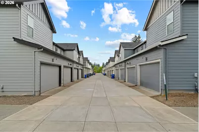 821 N 19th Ave, Cornelius, OR 97113 - Photo 32