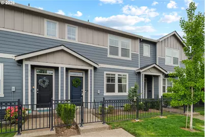 821 N 19th Ave, Cornelius, OR 97113 - Photo 1