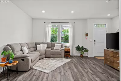 821 N 19th Ave, Cornelius, OR 97113 - Photo 6