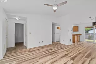 980 SE Oak St, Dundee, OR 97115 - Photo 6