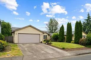 980 SE Oak St, Dundee, OR 97115 - Photo 2