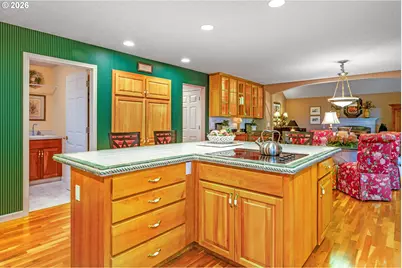 2770 NE Roberts Ln, Newberg, OR 97132 - Photo 18