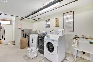 2525 N Killingsworth St, Portland, OR 97217 - Photo 26