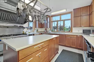 2525 N Killingsworth St, Portland, OR 97217 - Photo 24