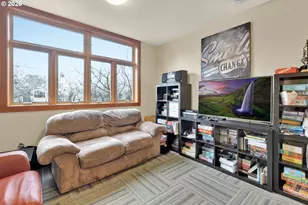 2525 N Killingsworth St, Portland, OR 97217 - Photo 22