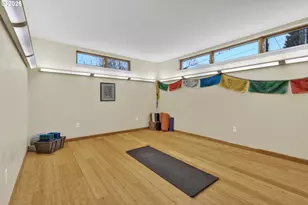 2525 N Killingsworth St, Portland, OR 97217 - Photo 18