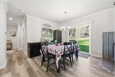 39557 Little Fall Creek Rd, Fall Creek, OR 97438 - Photo 10