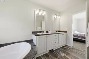 39557 Little Fall Creek Rd, Fall Creek, OR 97438 - Photo 22