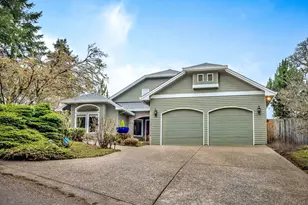 16635 SE Sunridge Ln, Milwaukie, OR 97267 - Photo 2