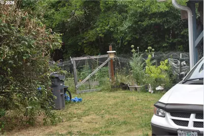 109 McClure Ln, Eugene, OR 97404 - Photo 2