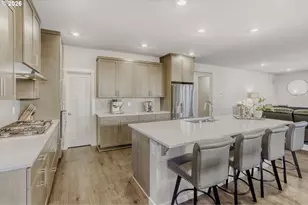 2704 S 8th Wy, Ridgefield, WA 98642 - Photo 8