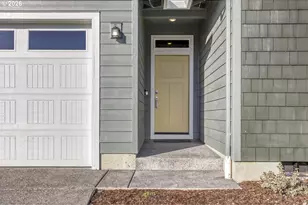 2704 S 8th Wy, Ridgefield, WA 98642 - Photo 2