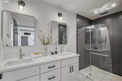 4525 NE 37th Ave, Portland, OR 97211 - Photo 14