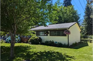 48294 Hills St, Oakridge, OR 97463 - Photo 2