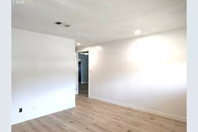 48294 Hills St, Oakridge, OR 97463 - Photo 16