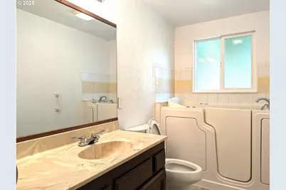 48294 Hills St, Oakridge, OR 97463 - Photo 20