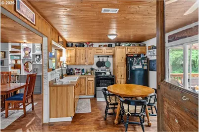 22606 Milk Ranch Rd, Scotts Mills, OR 97375 - Photo 4