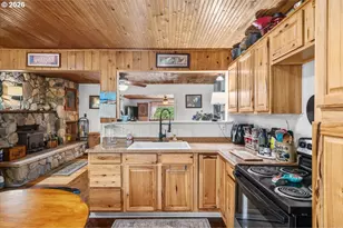 22606 Milk Ranch Rd, Scotts Mills, OR 97375 - Photo 6