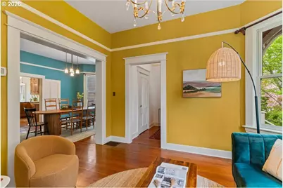 1021 SE 37th Ave, Portland, OR 97214 - Photo 6