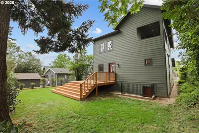 4750 N Kerby Ave, Portland, OR 97217 - Photo 32