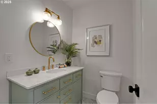 4750 N Kerby Ave, Portland, OR 97217 - Photo 20