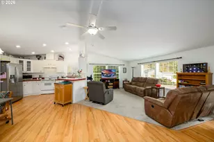 148 Brenda Pl, Canyonville, OR 97417 - Photo 14