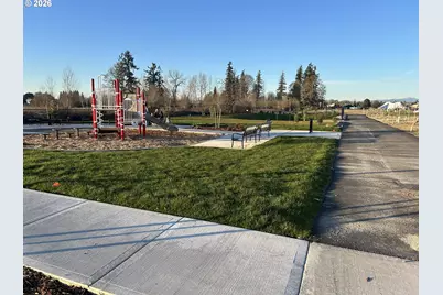 2402 SW 5th Pl, Battle Ground, WA 98604 - Photo 2
