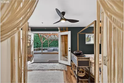 4517 NE 85th Ave, Portland, OR 97220 - Photo 14