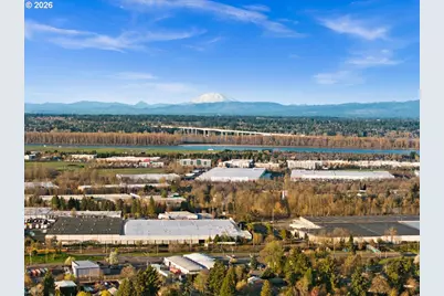 4517 NE 85th Ave, Portland, OR 97220 - Photo 40