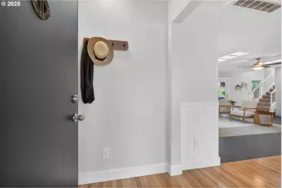 1480 SW Hilldale Ave, Portland, OR 97225 - Photo 4