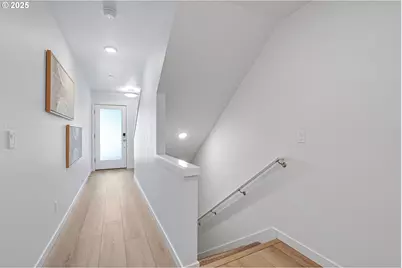 7290 SW 13th St, Portland, OR 97239 - Photo 30