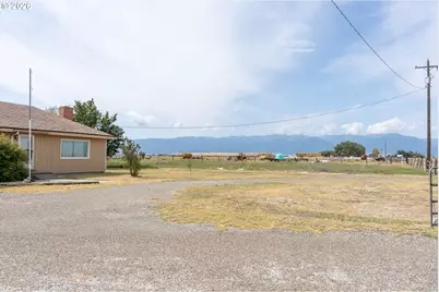 20673 Medical Springs Hwy, Baker City, OR 97814 - Photo 32