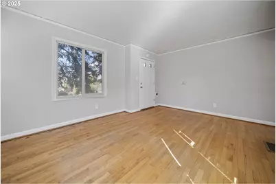 2504 N Baldwin St, Portland, OR 97217 - Photo 12