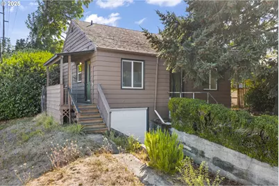 2504 N Baldwin St, Portland, OR 97217 - Photo 2