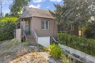 2504 N Baldwin St, Portland, OR 97217 - Photo 2