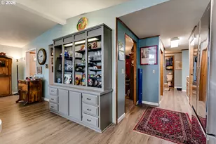 1800 Lakewood Ct, Eugene, OR 97402 - Photo 8