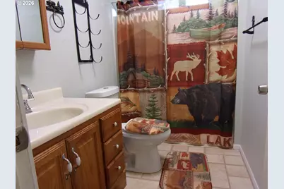 375 Jordan Creek Rd, Riddle, OR 97469 - Photo 18