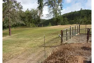 375 Jordan Creek Rd, Riddle, OR 97469 - Photo 30