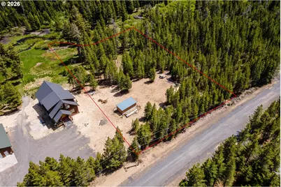 Teatable, Crescent Lake, OR 97733 - Photo 16