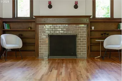 928 SE 18th Ave, Portland, OR 97214 - Photo 8