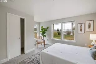 6748 N Pittsburg Ave, Portland, OR 97203 - Photo 14