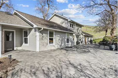 3465 Three Mile Rd, The Dalles, OR 97058 - Photo 4